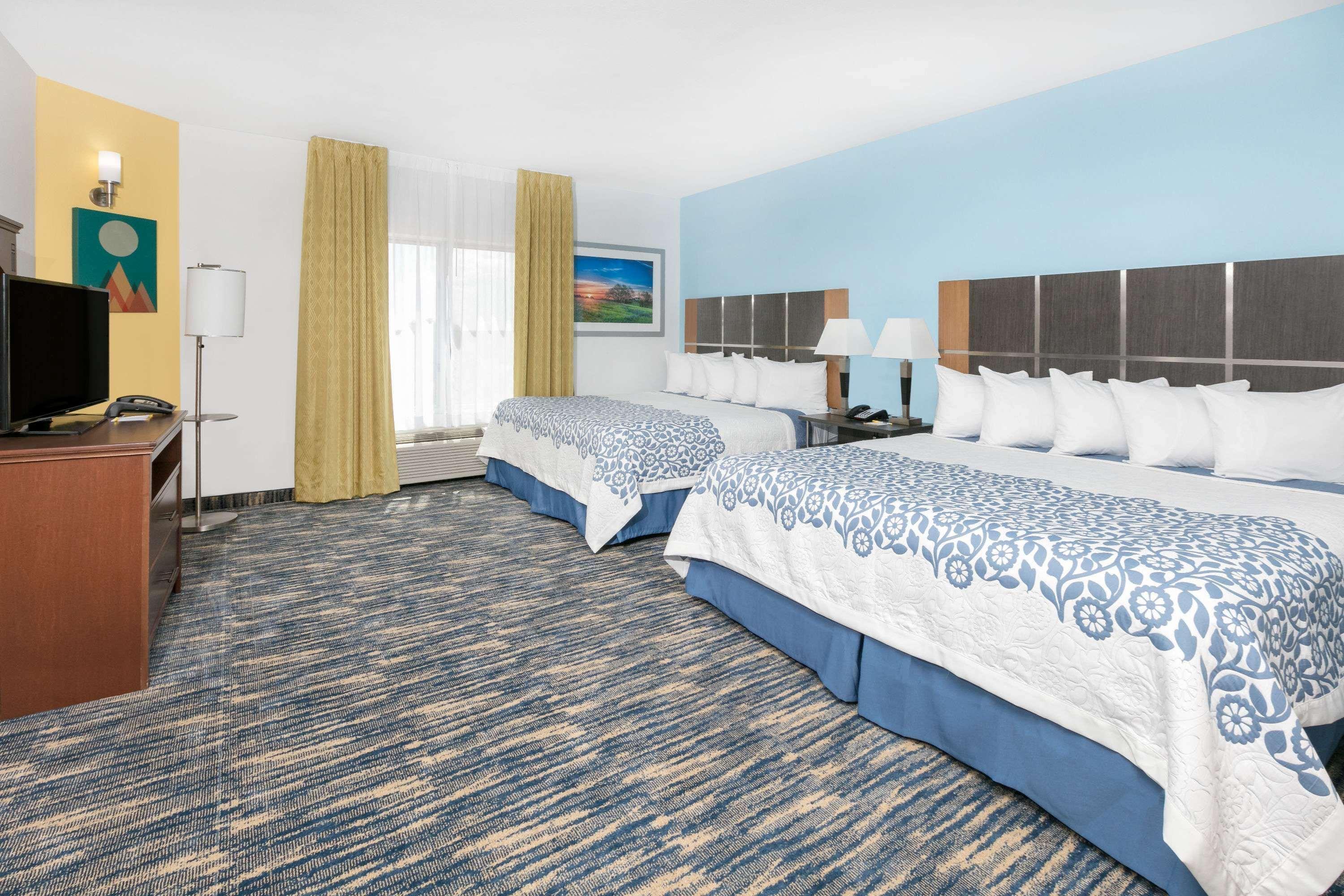 Days Inn & Suites By Wyndham Lubbock Medical Center Kültér fotó