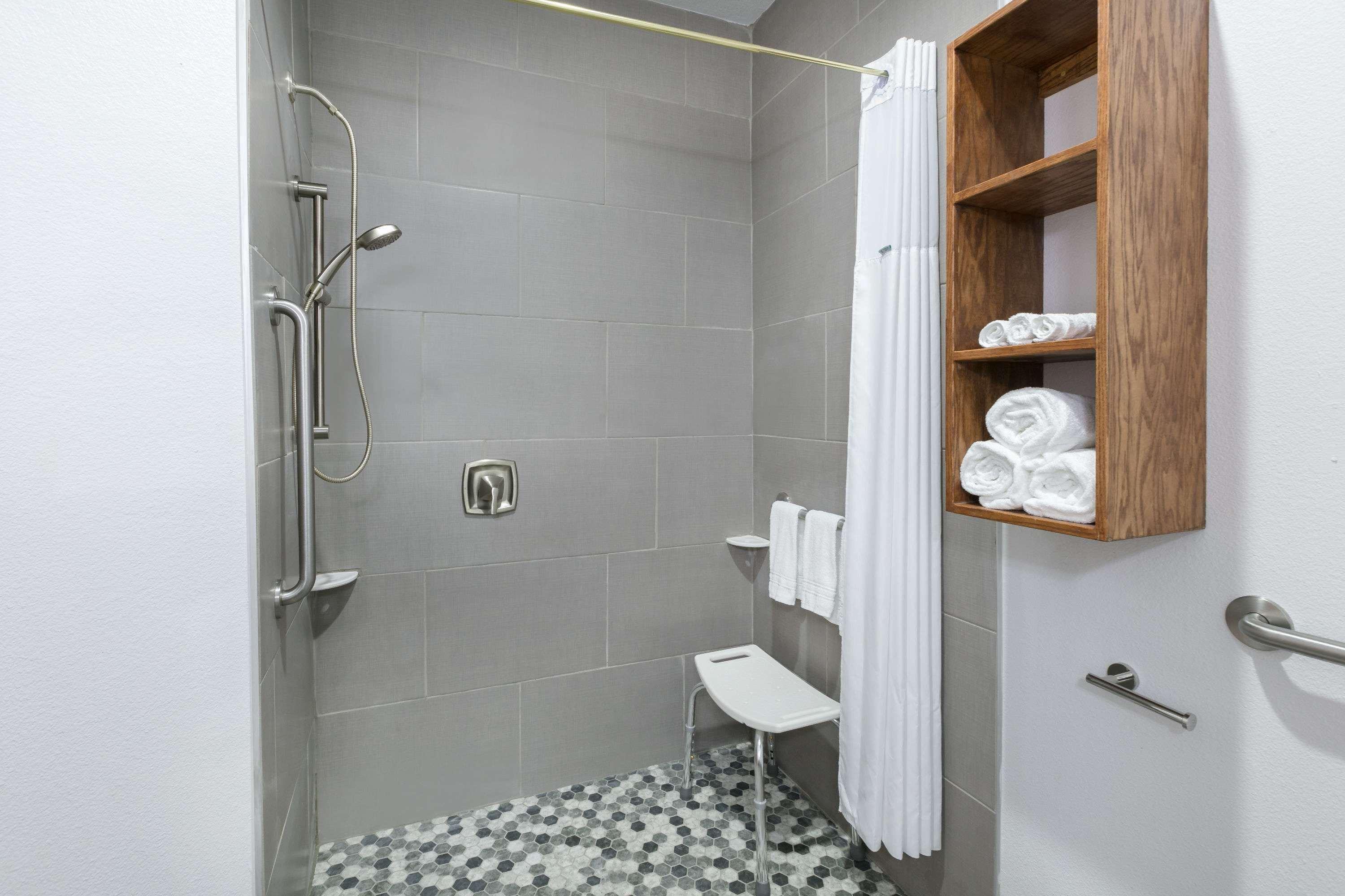 Days Inn & Suites By Wyndham Lubbock Medical Center Kültér fotó