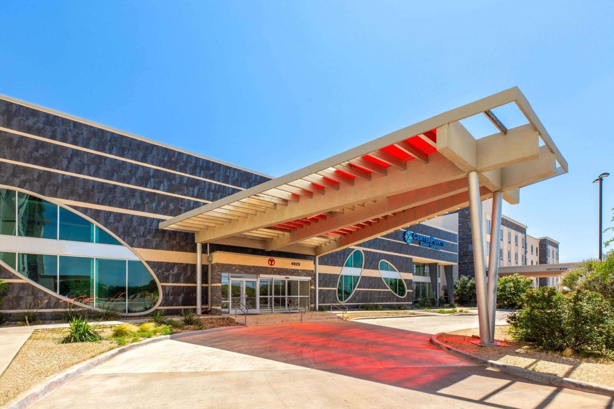 Days Inn & Suites By Wyndham Lubbock Medical Center Kültér fotó